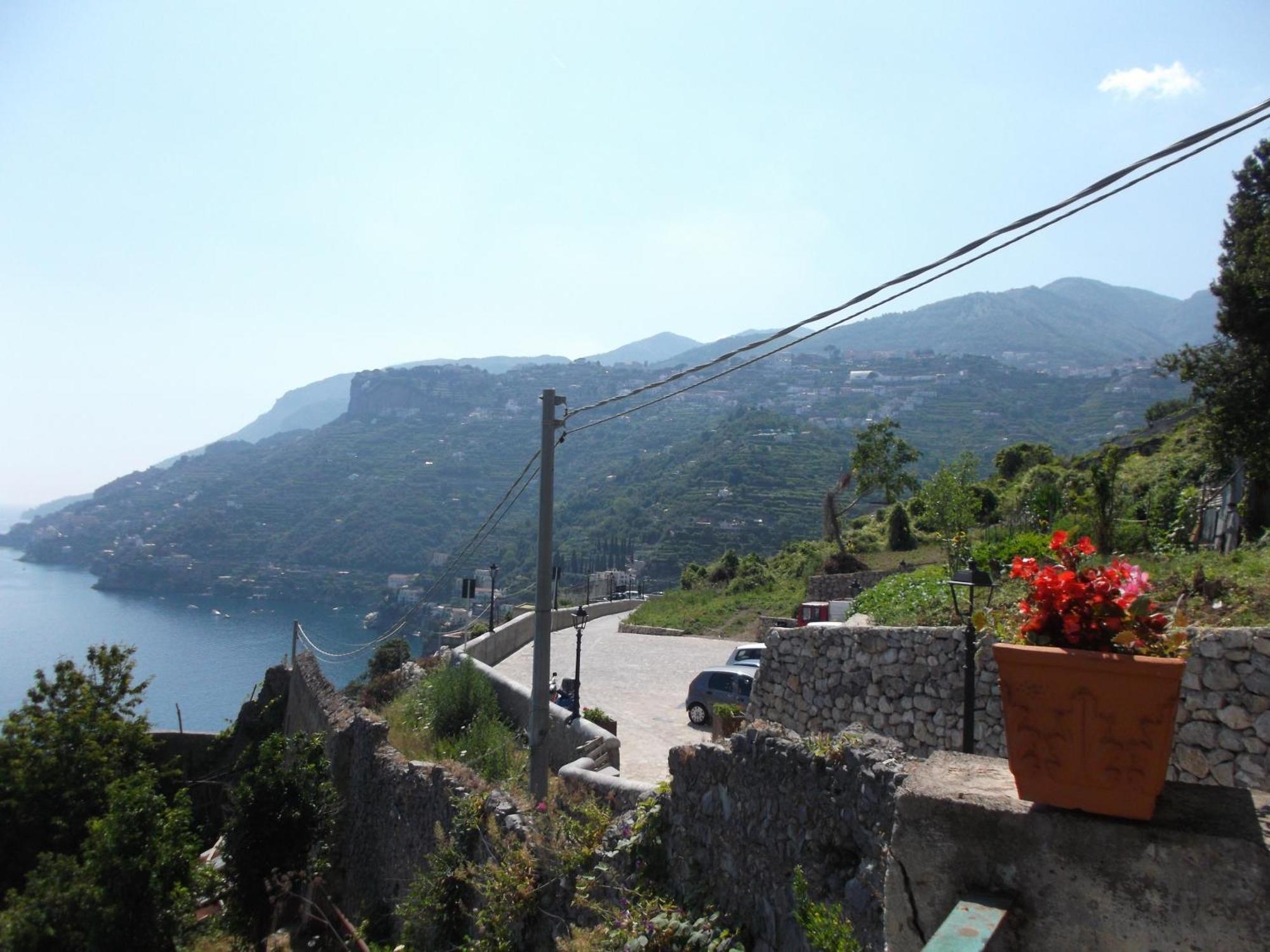 Casa Vacanze Nonno Aldo Minori Exteriér fotografie